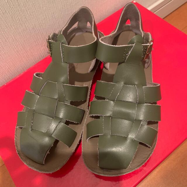 Caramel baby&child (キャラメルベビー&チャイルド)のsalt water sandals shark olive 12 キッズ/ベビー/マタニティのキッズ靴/シューズ(15cm~)(サンダル)の商品写真