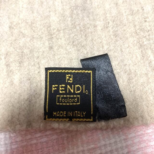 FENDI(フェンディ)の美品★FENDI★フェンディ★マフラー★最終値下げ レディースのファッション小物(マフラー/ショール)の商品写真