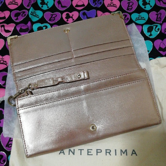 ANTEPRIMA(アンテプリマ)のアンテプリマ　シャイニーピンク　長財布　ANTEPRIMA レディースのファッション小物(財布)の商品写真
