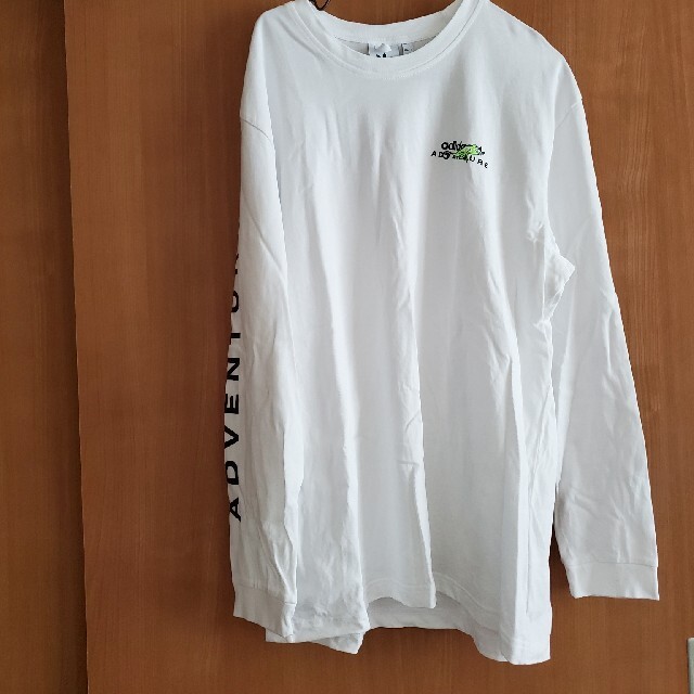 adidas(アディダス)のアディダス グラフィック Tシャツ 3XL メンズのトップス(Tシャツ/カットソー(七分/長袖))の商品写真