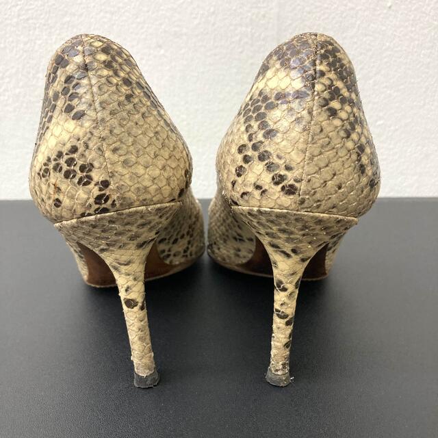 JIMMY CHOO(ジミーチュウ)のJIMMY CHOO ジミーチュウ パンプス パイソン柄 ヘビ柄 イタリア製  レディースの靴/シューズ(ハイヒール/パンプス)の商品写真