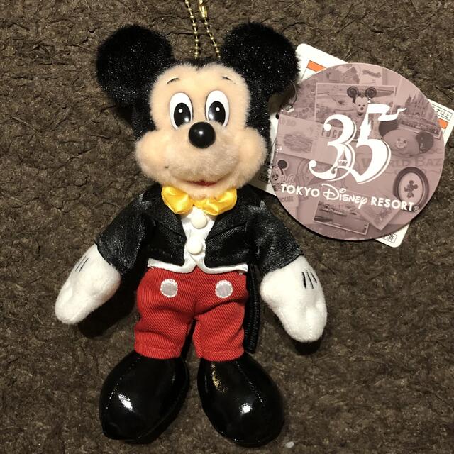 タグ付き!ディズニー 35周年 ミッキー ぬいぐるみバッジ レトロ | フリマアプリ ラクマ タグ付き!ディズニー 35周年 ミッキー ぬいぐるみバッジ レトロ | フリマアプリ ラクマ