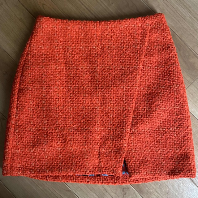 ZARA(ザラ)のSHEIN ミニ スカート ツイード オレンジ 新品 レディースのスカート(ミニスカート)の商品写真