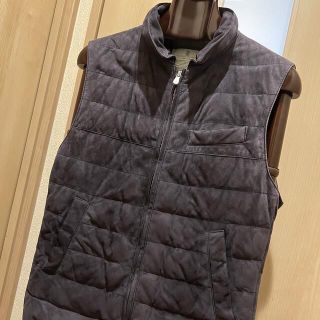 ブルネロクチネリ(BRUNELLO CUCINELLI)のecomasaさま専用　ほぼ未使用　ブルネロクチネリ　スエード　ダウンベストXS(ダウンベスト)