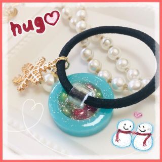 クリスマスリース *。シャカシャカヘアゴム*レジン*ハンドメイド