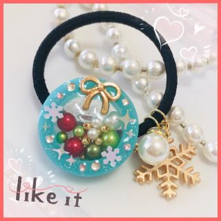 クリスマスリース✧*。シャカシャカヘアゴム*レジン*ハンドメイドの