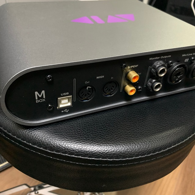 AVID Mbox オーディオインターフェース 8