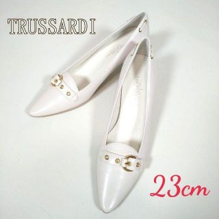 トラサルディ(Trussardi)のトラサルディ TRUSSARDI◎本革 パンプス(23)ベルト 白 ホワイト(ハイヒール/パンプス)