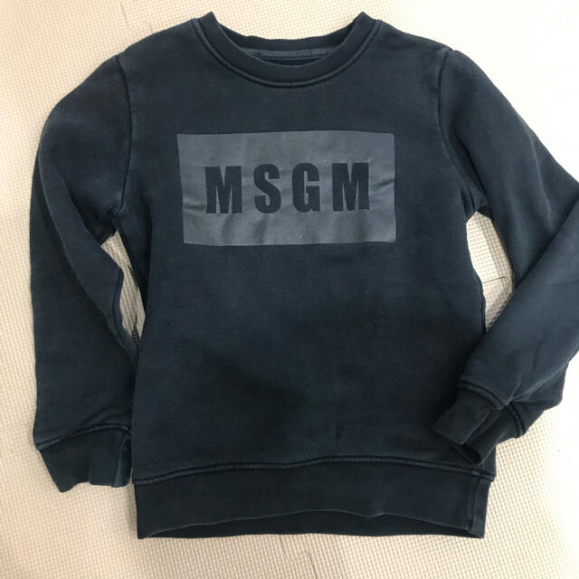 MSGM(エムエスジイエム)のトレーナー キッズ/ベビー/マタニティのキッズ服男の子用(90cm~)(Tシャツ/カットソー)の商品写真