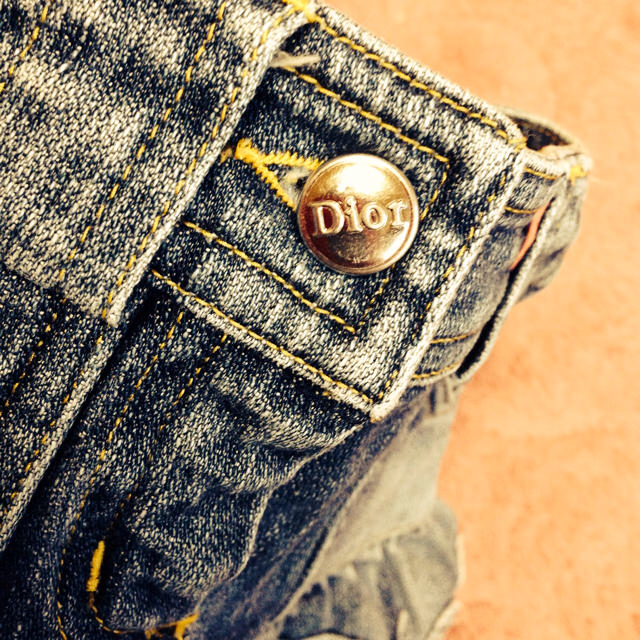 Dior(ディオール)のbaby diorデニムスカート♡ キッズ/ベビー/マタニティのキッズ服女の子用(90cm~)(その他)の商品写真