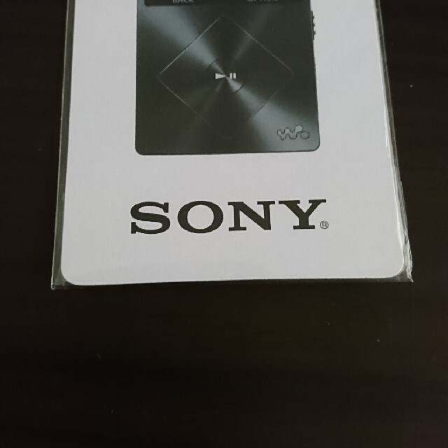 WALKMAN(ウォークマン)の未開封 SONY WALKMAN 保護シート NW-A10シリーズ専用 スマホ/家電/カメラのオーディオ機器(その他)の商品写真