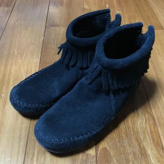 ミネトンカ(Minnetonka)のeco様専用MINNETONKA 17cm ブラック(ブーツ)