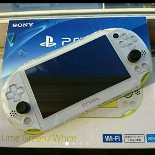 ソニー(SONY)のPlayStation Vita本体＋64GBメモリーカード(携帯用ゲーム機本体)