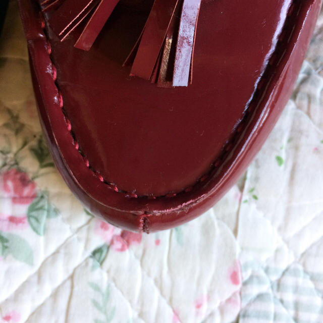 Juze(ジュゼ)のボルドー タッセルローファー レディースの靴/シューズ(ローファー/革靴)の商品写真