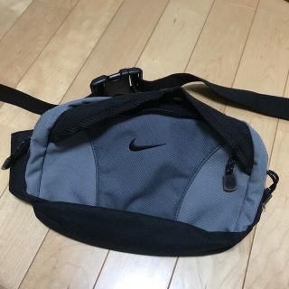 ナイキ(NIKE)のさらにお値下げ！！NIKEウエストポーチ(ウエストポーチ)