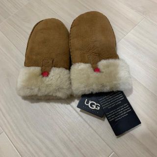 アグ(UGG)の新品未使用　UGG オーストラリア　キッズ用　ミトン　手袋(手袋)