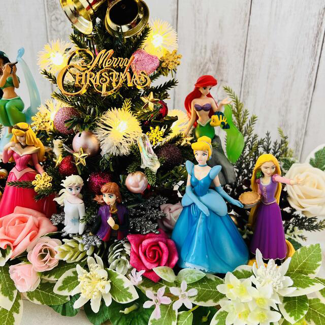 プリンセス クリスマス ツリー LEDライト フェイクグリーン ハンドメイドのフラワー/ガーデン(その他)の商品写真