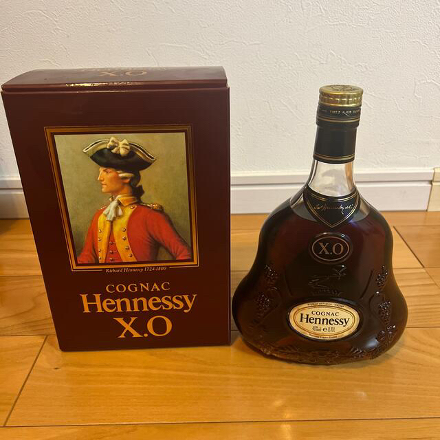 Hennessy ヘネシー XO ブランデー 箱あり 食品/飲料/酒の酒(ブランデー)の商品写真