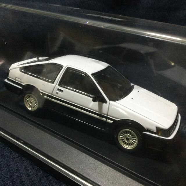 TOYOTA COROLLA LEVIN (AE86) 1/43 限定数ミニカー 1