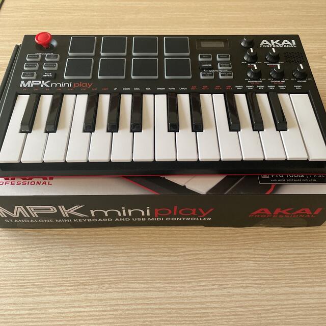 AKAI MPK mini play midiキーボード 楽器のDTM/DAW(MIDIコントローラー)の商品写真