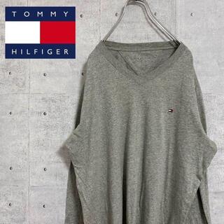 Tommy Hilfiger 長袖 Tシャツ ロンt ワンポイントロゴ　グレーL(ニット/セーター)