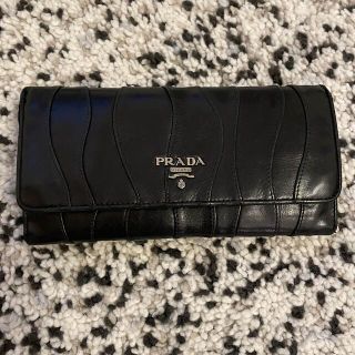 プラダ(PRADA)のプラダ　長財布　正規店購入　美品(財布)