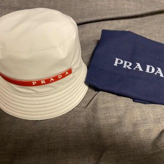 プラダ(PRADA)のPRADA ナイロンバケットハット White (ハット)