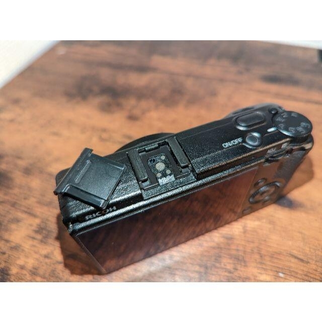 RICOH(リコー)の【美品】RICOH GRⅢ シャッター回数458回 スマホ/家電/カメラのカメラ(コンパクトデジタルカメラ)の商品写真