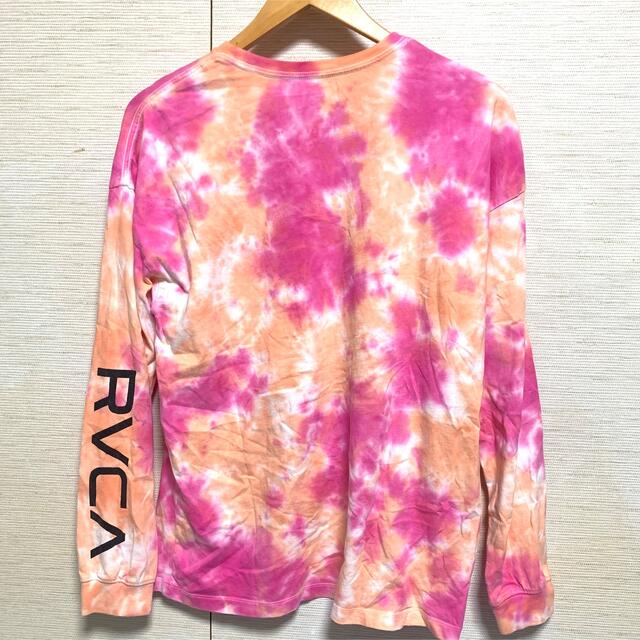 RVCA(ルーカ)のRVCA【ルーカ】タイダイ柄 ワッペン ロゴ ロンT レディースのトップス(Tシャツ(長袖/七分))の商品写真