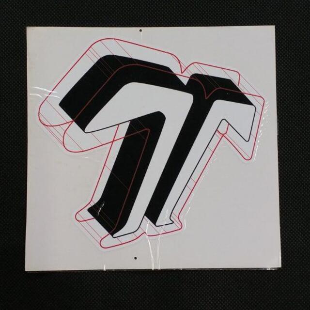 TECHNINE(テックナイン)のTECHNINE テックナイン【DIECUT T LOGO STICKER】黒赤 スポーツ/アウトドアのスノーボード(その他)の商品写真