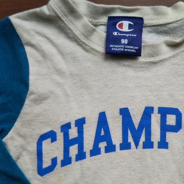 Champion(チャンピオン)のロンT 90 三枚 Champion ハッシュアッシュ バラ売り可 キッズ/ベビー/マタニティのキッズ服男の子用(90cm~)(Tシャツ/カットソー)の商品写真