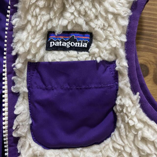 patagonia(パタゴニア)のパタゴニアベビーキッズレトロXベスト　18M キッズ/ベビー/マタニティのベビー服(~85cm)(ジャケット/コート)の商品写真