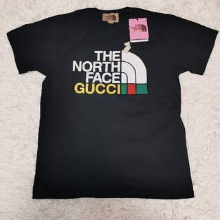 Gucci - GUCCI × THE NORTH FACE ブラック ロゴ Tシャツの通販 by Shop