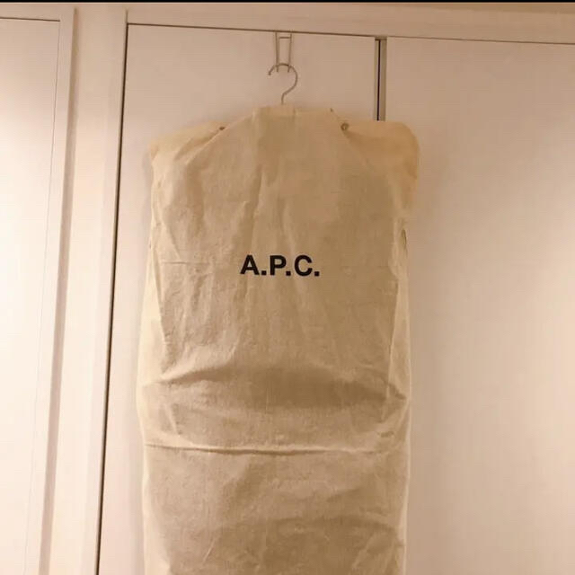 A.P.C(アーペーセー)の最終値下げ【定価75000円】A.P.C. ステンカラーコート 34 レディースのジャケット/アウター(ロングコート)の商品写真