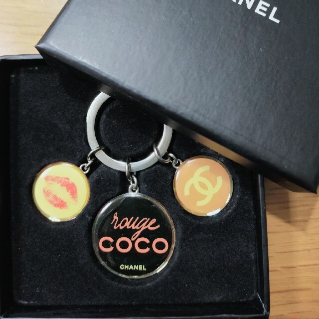 魅力的な 《新品 未使用》CHANEL シャネル チャーム キーホルダー