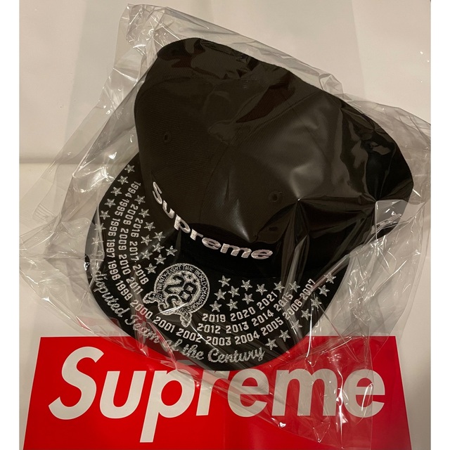 Supreme Undisputed Box Logo New Era®