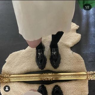 靴プラダ モノリス ブラッシュドレザー ポインテッドトゥローファー