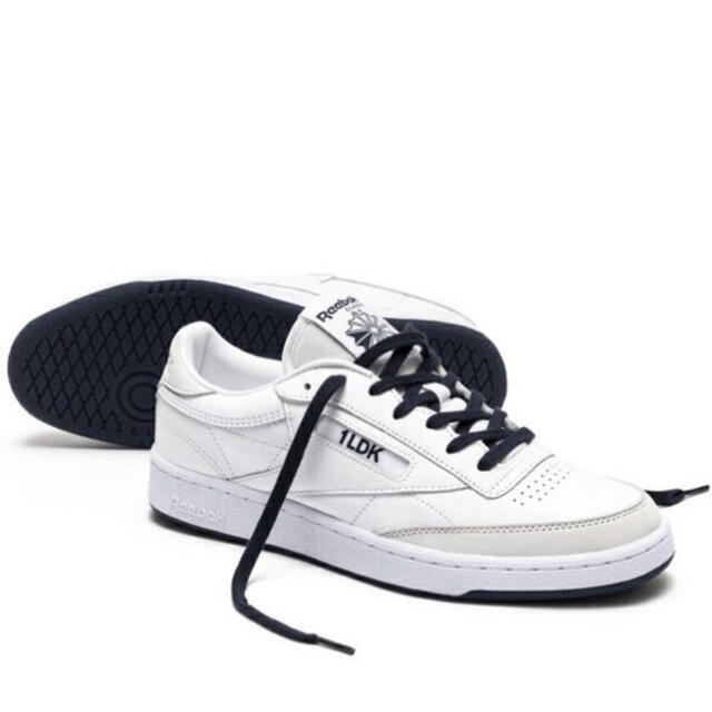 1LDK SELECT(ワンエルディーケーセレクト)の【27㎝】Reebok 1LDK Club C 85 別注 WHITE NAVY メンズの靴/シューズ(スニーカー)の商品写真