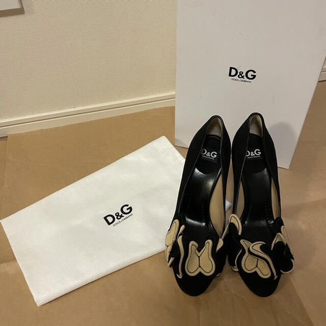 レディース新品⭐︎未使用　D&G パピヨンスェードパンプス