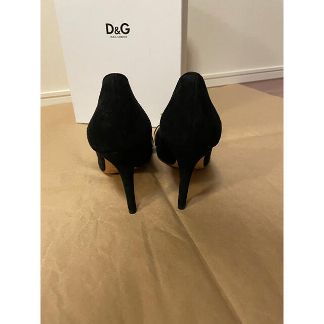DOLCE&GABBANA(ドルチェアンドガッバーナ)の新品⭐︎未使用　D&G パピヨンスェードパンプス レディースの靴/シューズ(ハイヒール/パンプス)の商品写真