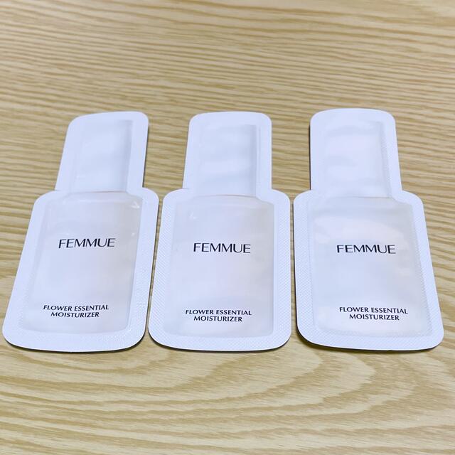 Cosme Kitchen(コスメキッチン)のFEMMUE フラワーエッセンシャルモイスチャライザー コスメ/美容のスキンケア/基礎化粧品(乳液/ミルク)の商品写真