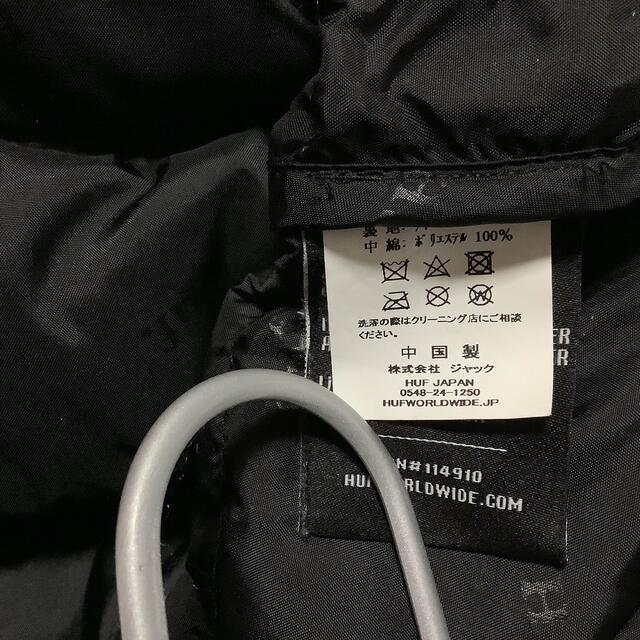 HUF(ハフ)のHUF ダウンジャケット Tundra Jacket ブラック ロゴマーク メンズのジャケット/アウター(ダウンジャケット)の商品写真