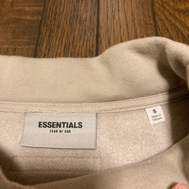 FEAR OF GOD(フィアオブゴッド)のESSENTIALS Mock Neck スウェット Sサイズ MOSSカラー メンズのトップス(スウェット)の商品写真