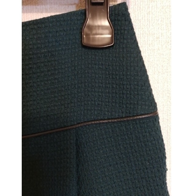 CROLLA(クローラ)の【美品!!】CROLLA　スカート size36　グリーン レディースのスカート(ひざ丈スカート)の商品写真