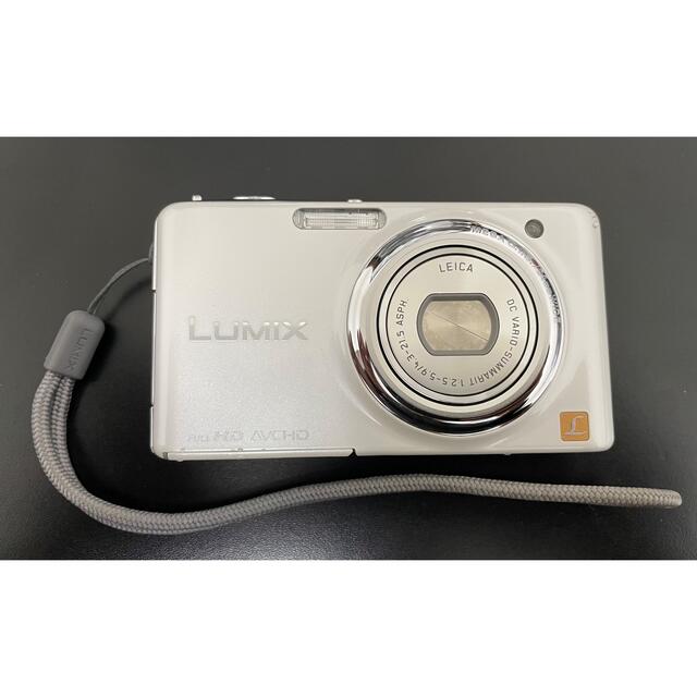 Panasonic(パナソニック)の美品 Panasonic デジタルカメラ LUMIX FX DMC-FX77-W スマホ/家電/カメラのカメラ(コンパクトデジタルカメラ)の商品写真