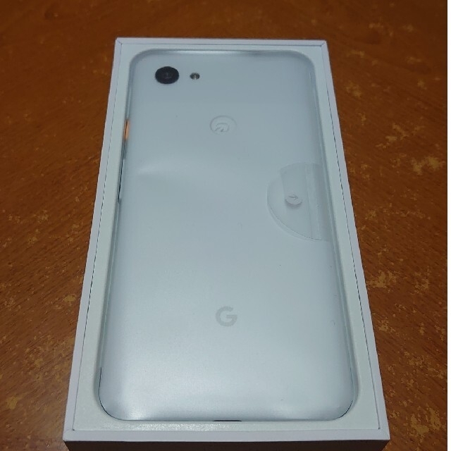 Google Pixel 3a XL Clearly White スマホ/家電/カメラのスマートフォン/携帯電話(スマートフォン本体)の商品写真