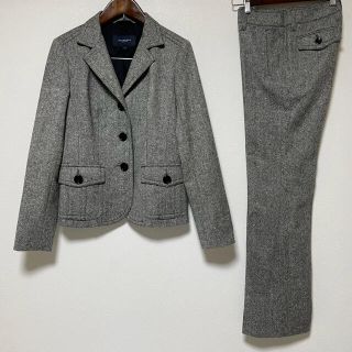 バーバリー(BURBERRY)の【超美品】バーバリー ロンドン パンツスーツ 38/36 春秋冬 暖か 日本製(スーツ)