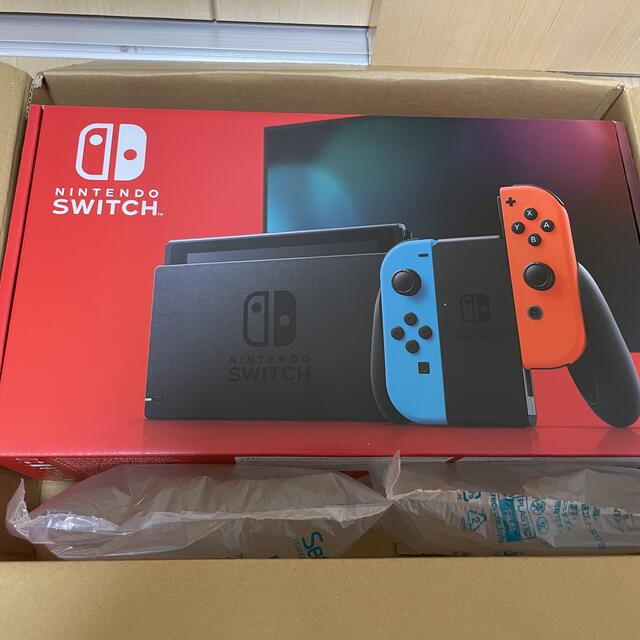 Nintendo Switch 本体Joy-Con(L) ブルー/(R) レッド