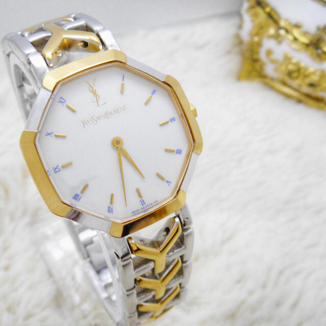 Saint Laurent(サンローラン)の【週末限定値下げ】オクタゴンクオーツ イヴサンローラン YSL 腕時計レディース レディースのファッション小物(腕時計)の商品写真