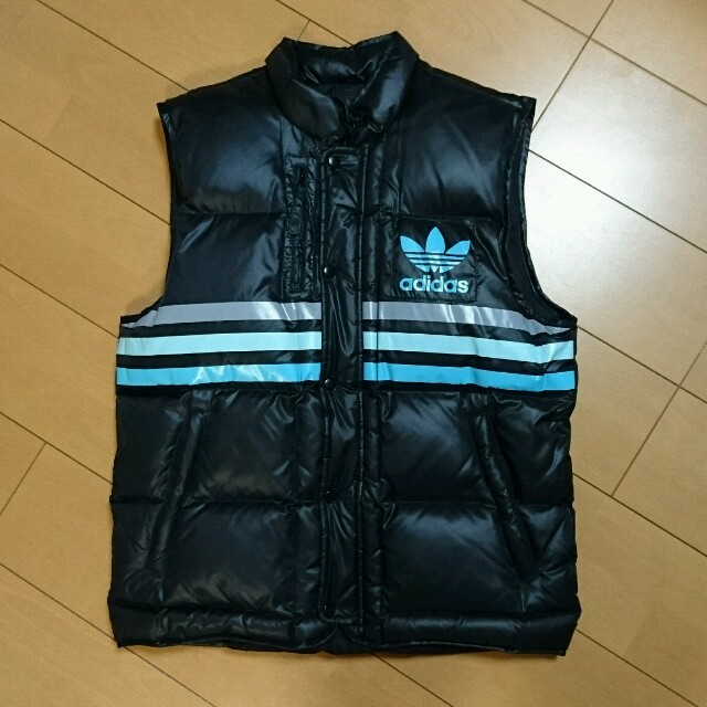 adidas(アディダス)のadidas  ダウンベスト【Lサイズ】 メンズのジャケット/アウター(ダウンベスト)の商品写真